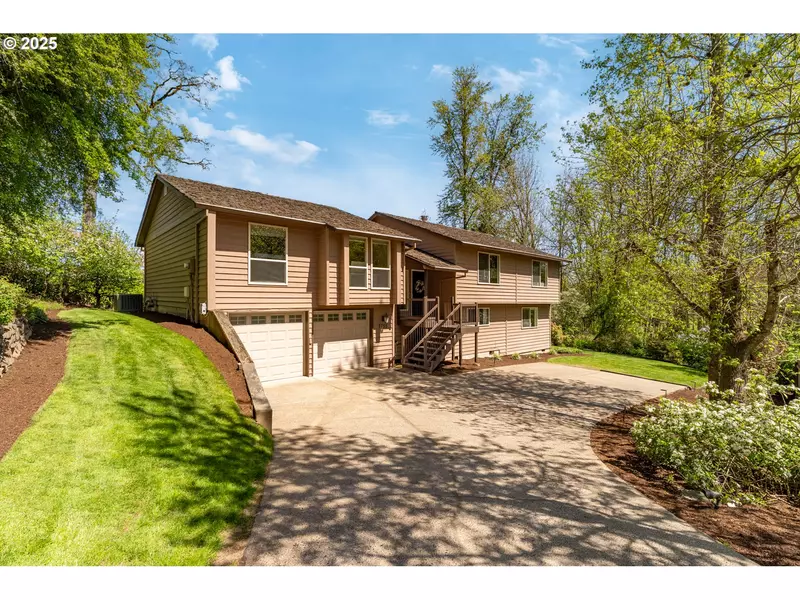7755 SW GENTLE WOODS DR, Tigard, OR 97224