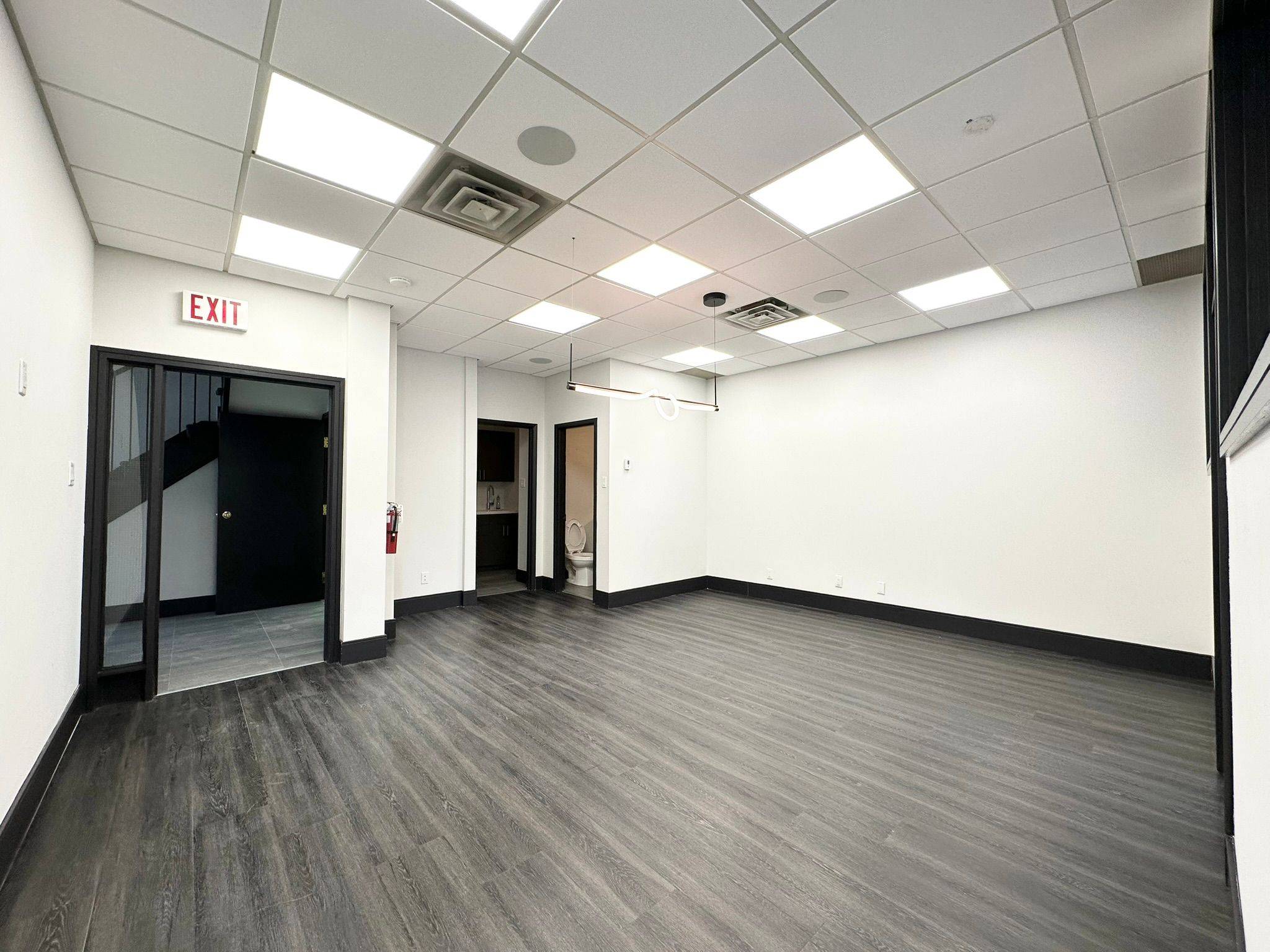 Richmond Hill, ON L4B 1B9,30 Wertheim CT #1 (Entire Property)