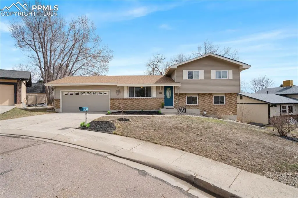 Colorado Springs, CO 80917,2625 Villa Loma DR