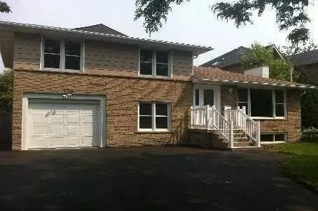 Toronto C07, ON M2R 3C5,270 Fisherville RD #Upper