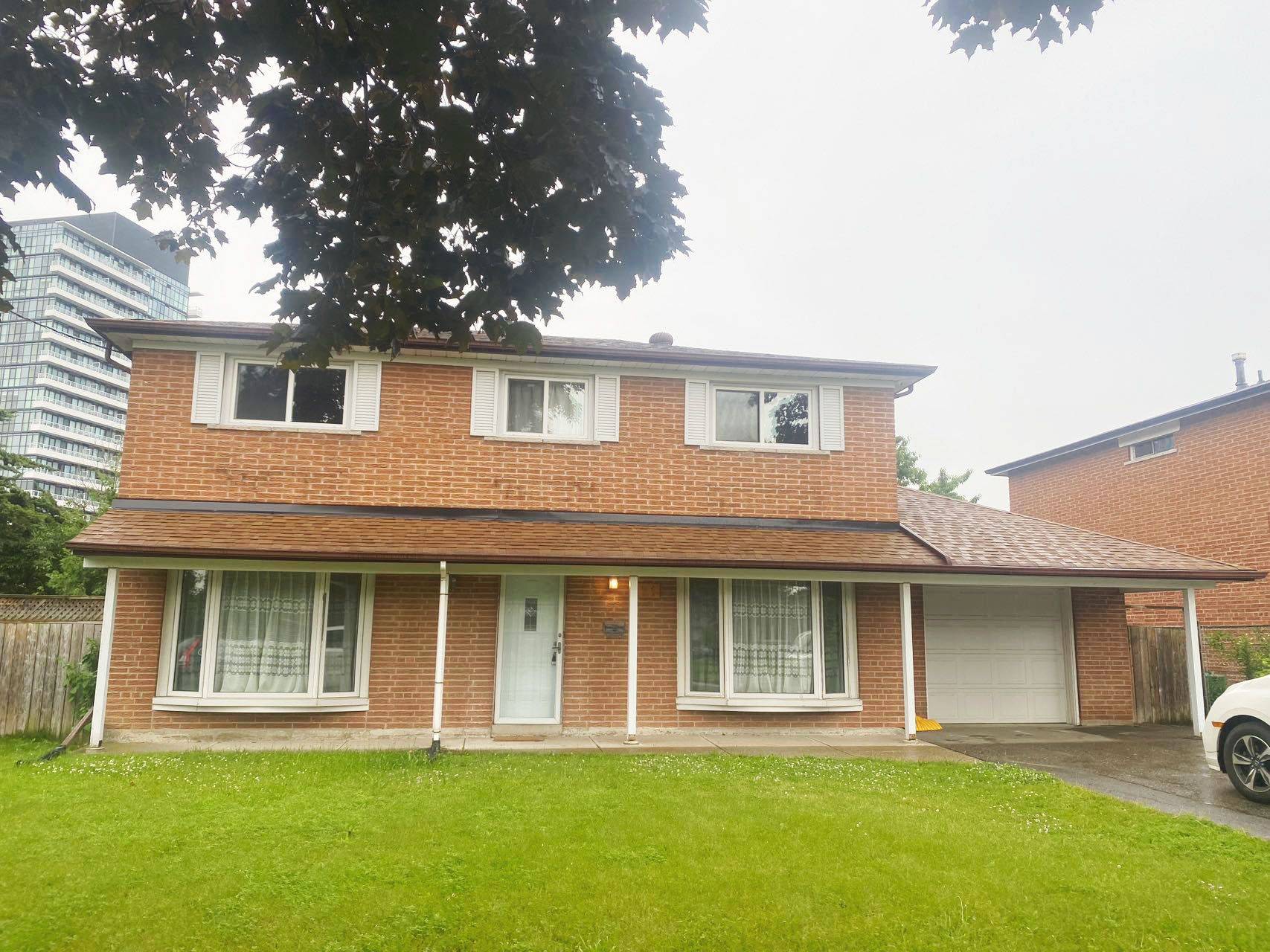 Toronto C15, ON M2J 3E2,21 Kingslake RD #1&2 Fl