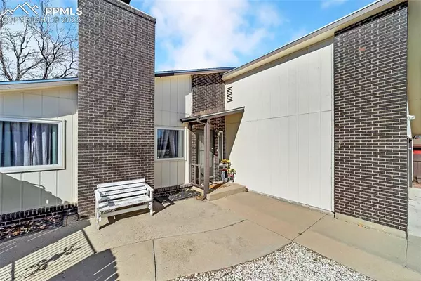 Pueblo, CO 81005,37 Royalty CT