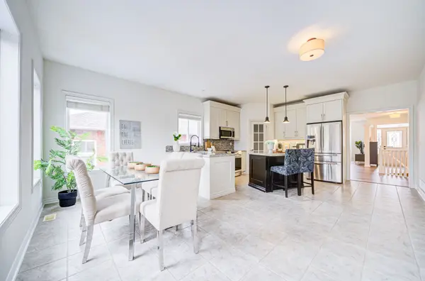 Barrie, ON L4M 6V7,6 Callaway CT