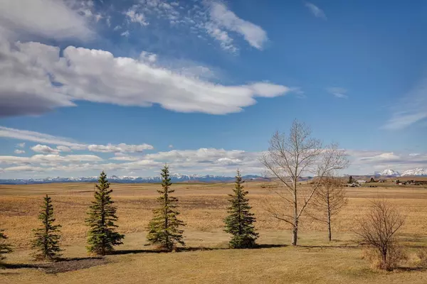 Rural Foothills County, AB T0L 1H0,610205 112 ST West