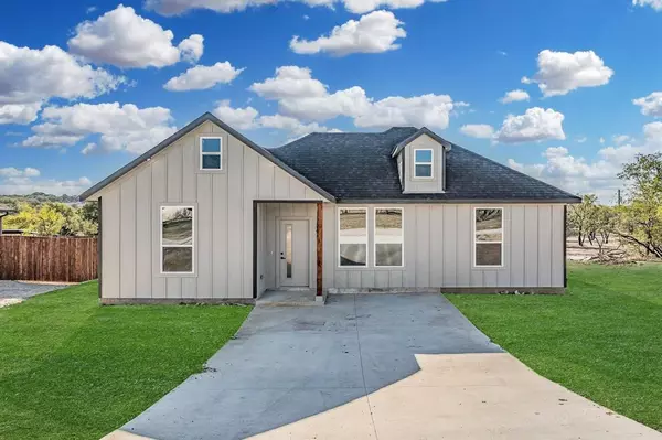175 Cactus Canyon Drive,  Bridgeport,  TX 76426