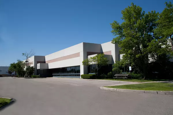 Vaughan, ON L4K 4G9,55 Administration RD #14