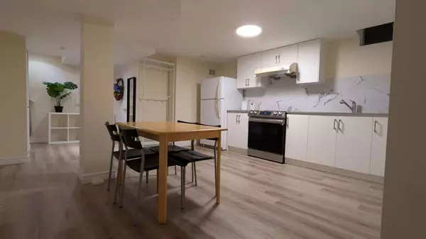 Mississauga, ON L5B 2E2,141 Surbray GRV #Bsmt