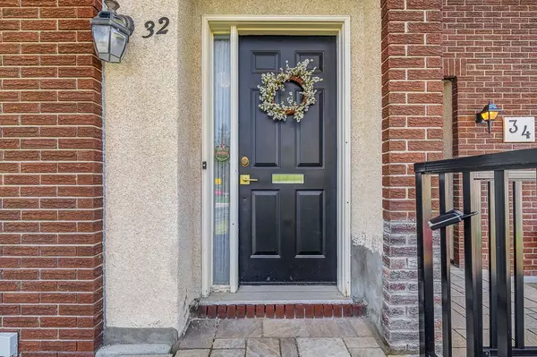 Hunt Club - Windsor Park Village And Area, ON K1V 9X8,32 Gillespie CRES