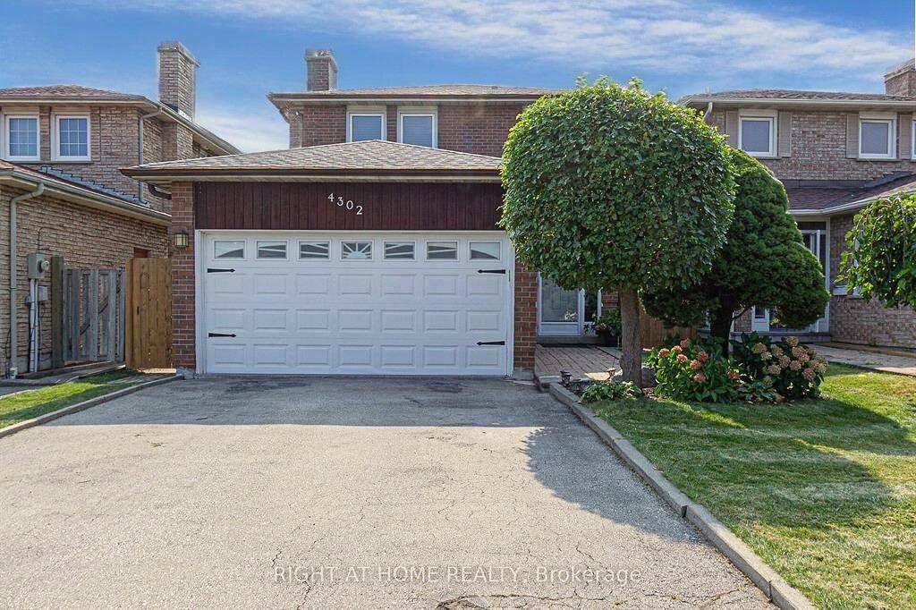 4302 Highgate CRES, Mississauga, ON L4W 3H2
