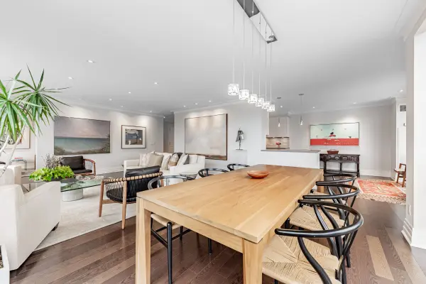 619 Avenue RD #601, Toronto C02, ON M4V 2K6