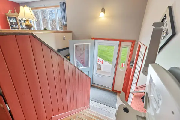 Malahide, ON N5H 2R2,49464 Nova Scotia Line