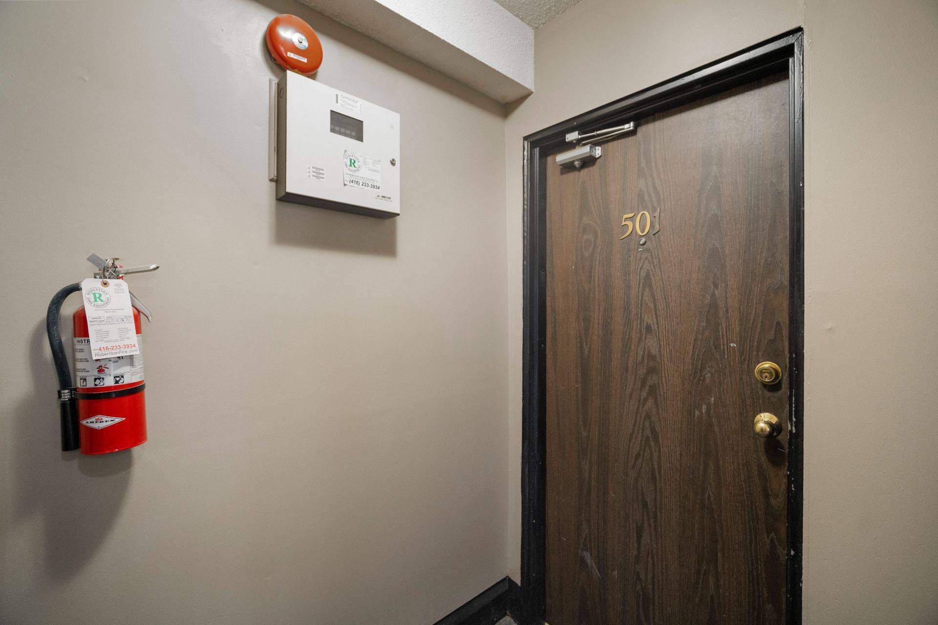 Toronto C02, ON M5R 3H8,1383 Bathurst ST #501