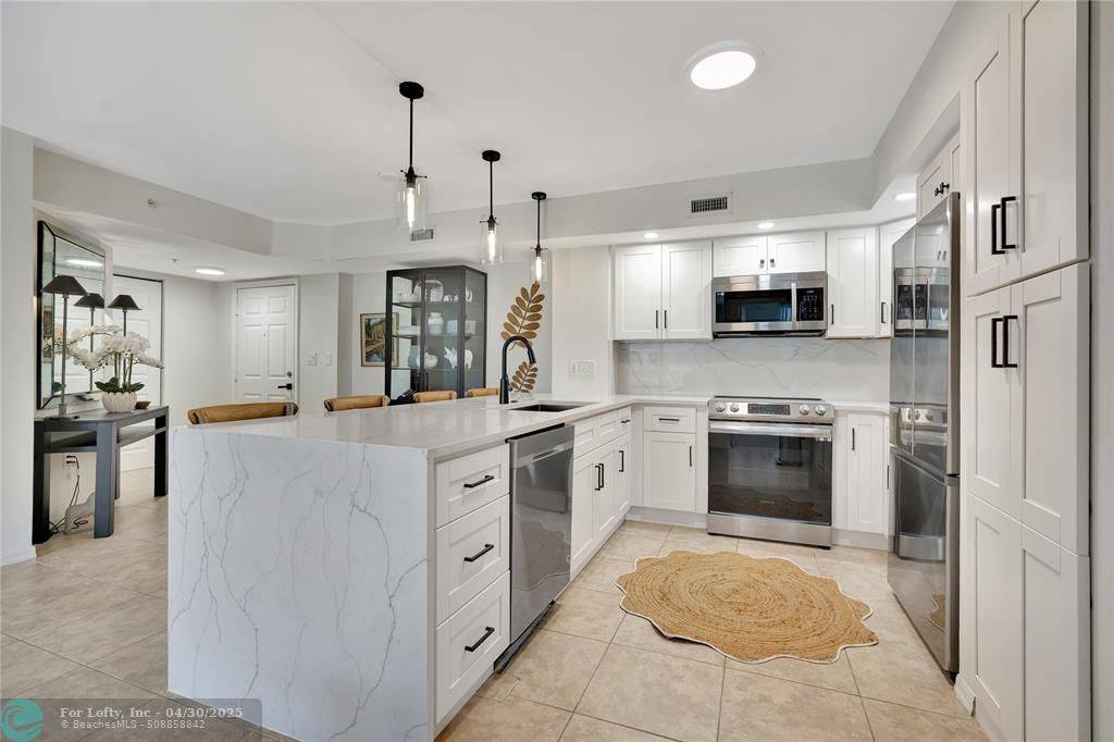 West Palm Beach, FL 33407,1801 N Flagler Drive  #729