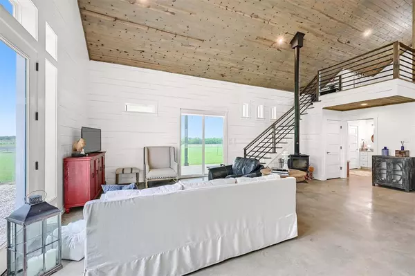 Whitewright, TX 75491,5235 Fm 1752 S