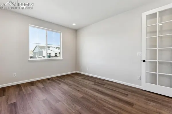 Monument, CO 80132,16994 Starfall DR