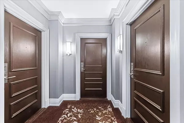 Toronto C15, ON M2K 0A5,23 Rean DR #308