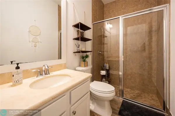 Cooper City, FL 33024,8358 NW 30th St