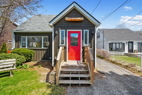 Cobourg, ON K9A 2W6,130 Burnham ST