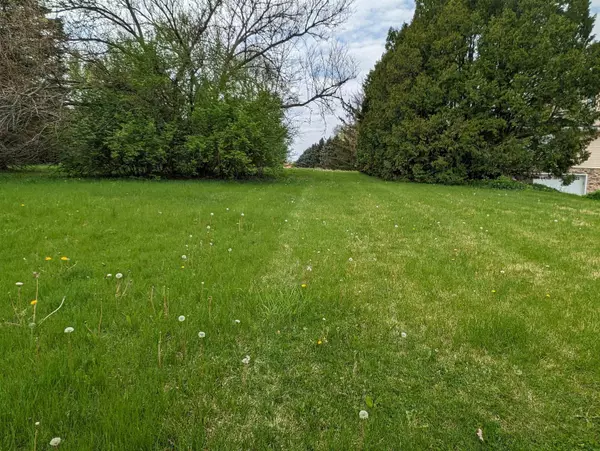 557 Baintree, Lake Summerset, IL 61019