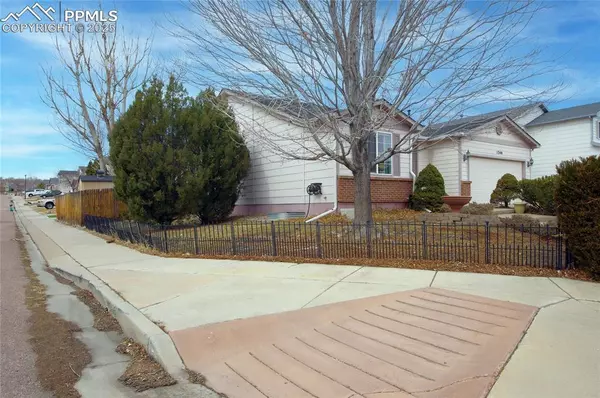 1240 Lords Hill DR, Colorado Springs, CO 80817