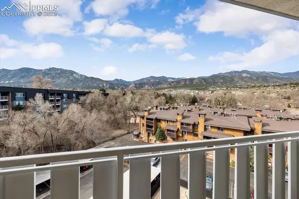 Colorado Springs, CO 80905,900 Saturn DR #702