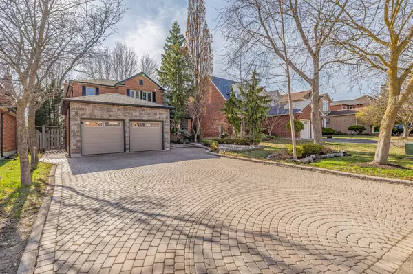 Richmond Hill, ON L4E 2J3,65 Fern Valley CRES