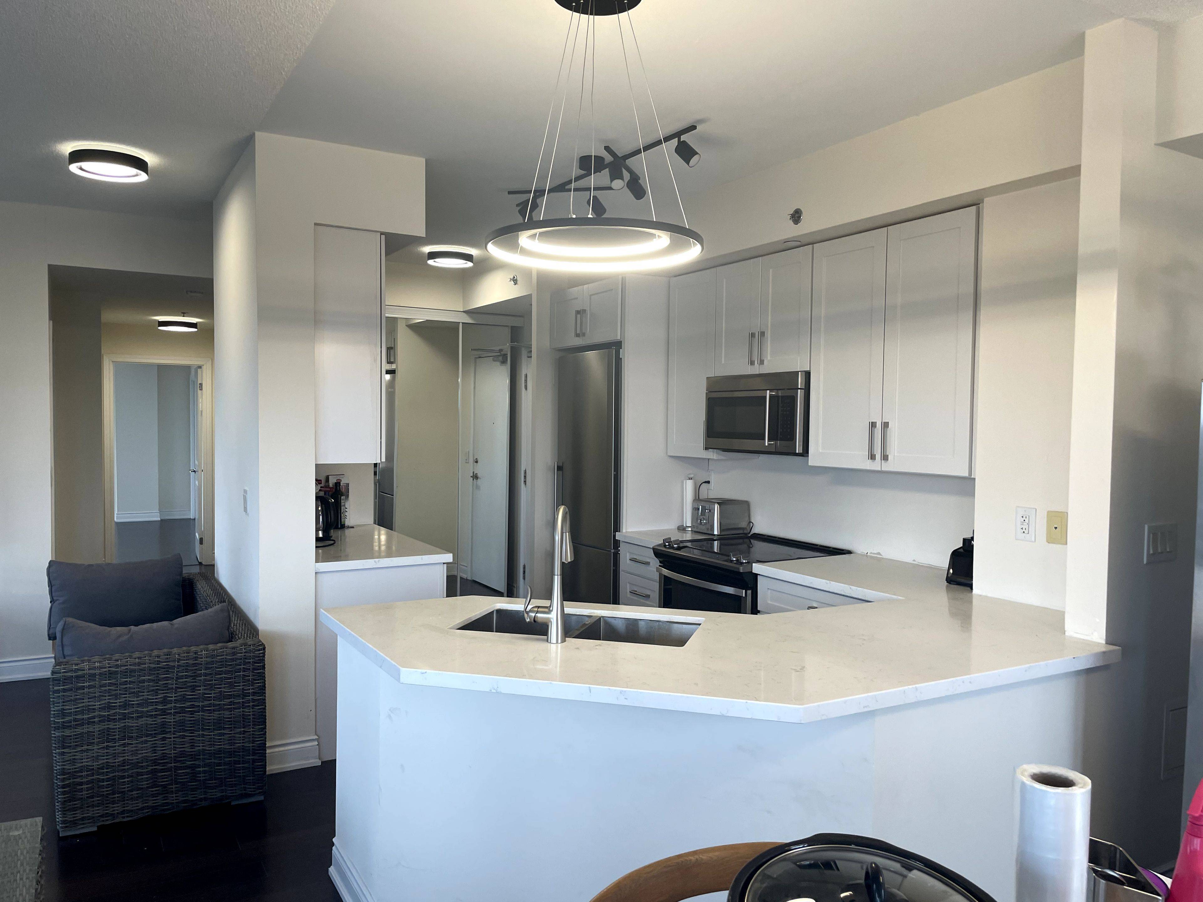 Toronto C06, ON M3H 2S8,760 Sheppard AVE W #906