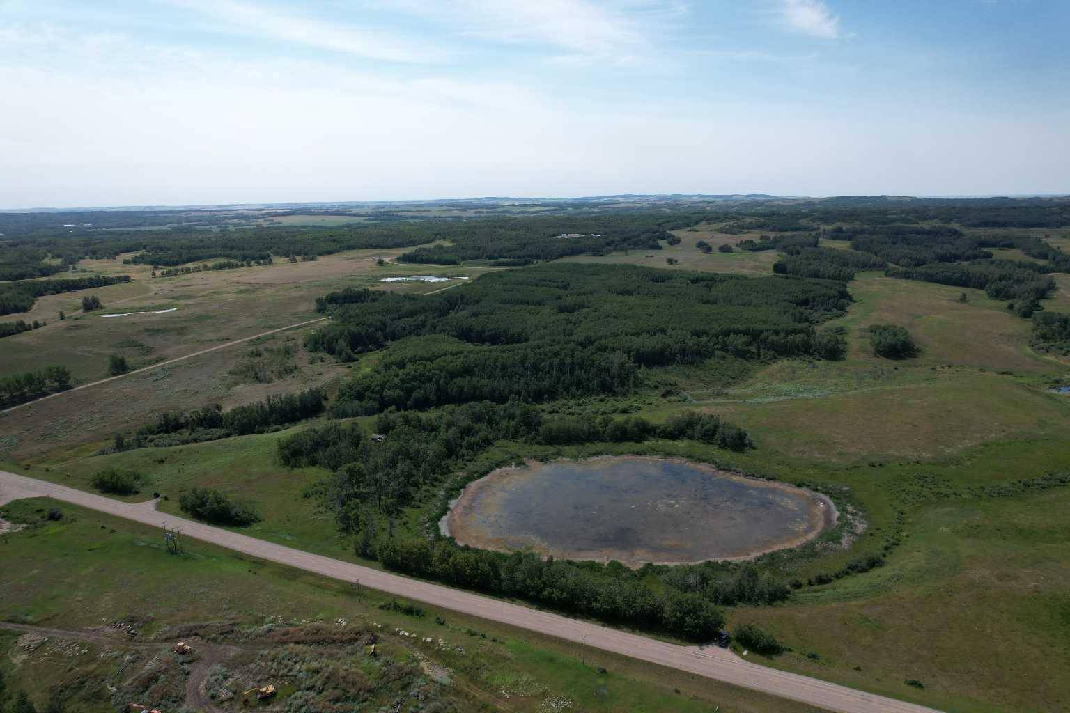 Rural Red Deer County, AB T4E 0V5,On Hwy 816