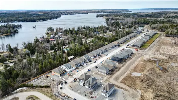 Kawartha Lakes, ON K0M 1A0,78 Hillcroft WAY