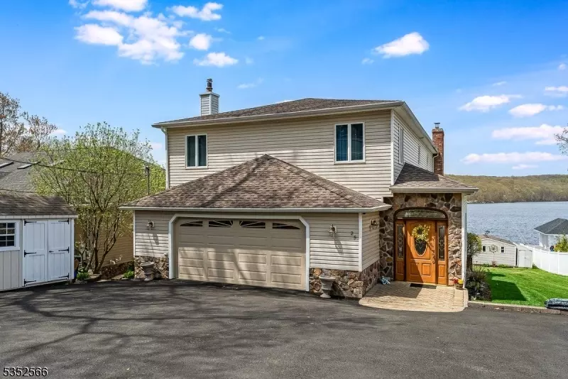 25 Ripplewood Dr, Jefferson Twp., NJ 07849