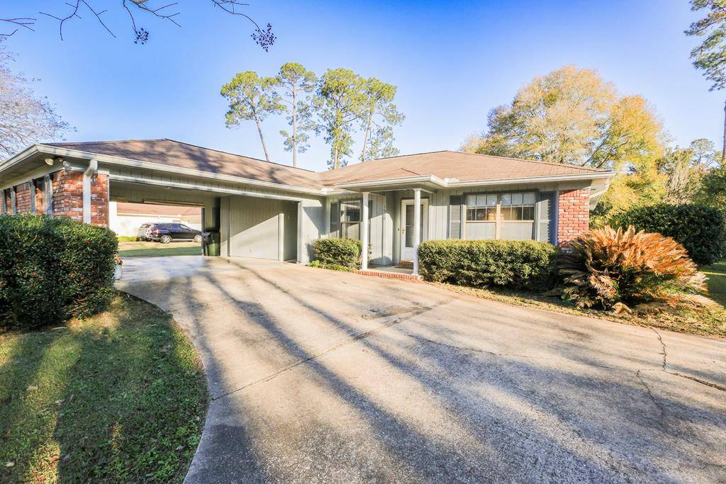 1640 Longleaf Drie, Bainbridge, GA 39819