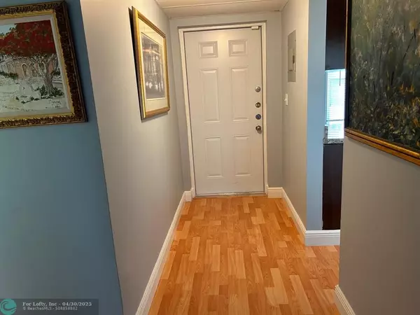 Margate, FL 33063,7797 Golf Circle Dr #209