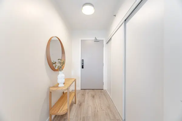 Burlington, ON L7M 2A7,3200 Dakota Common N/A #B217