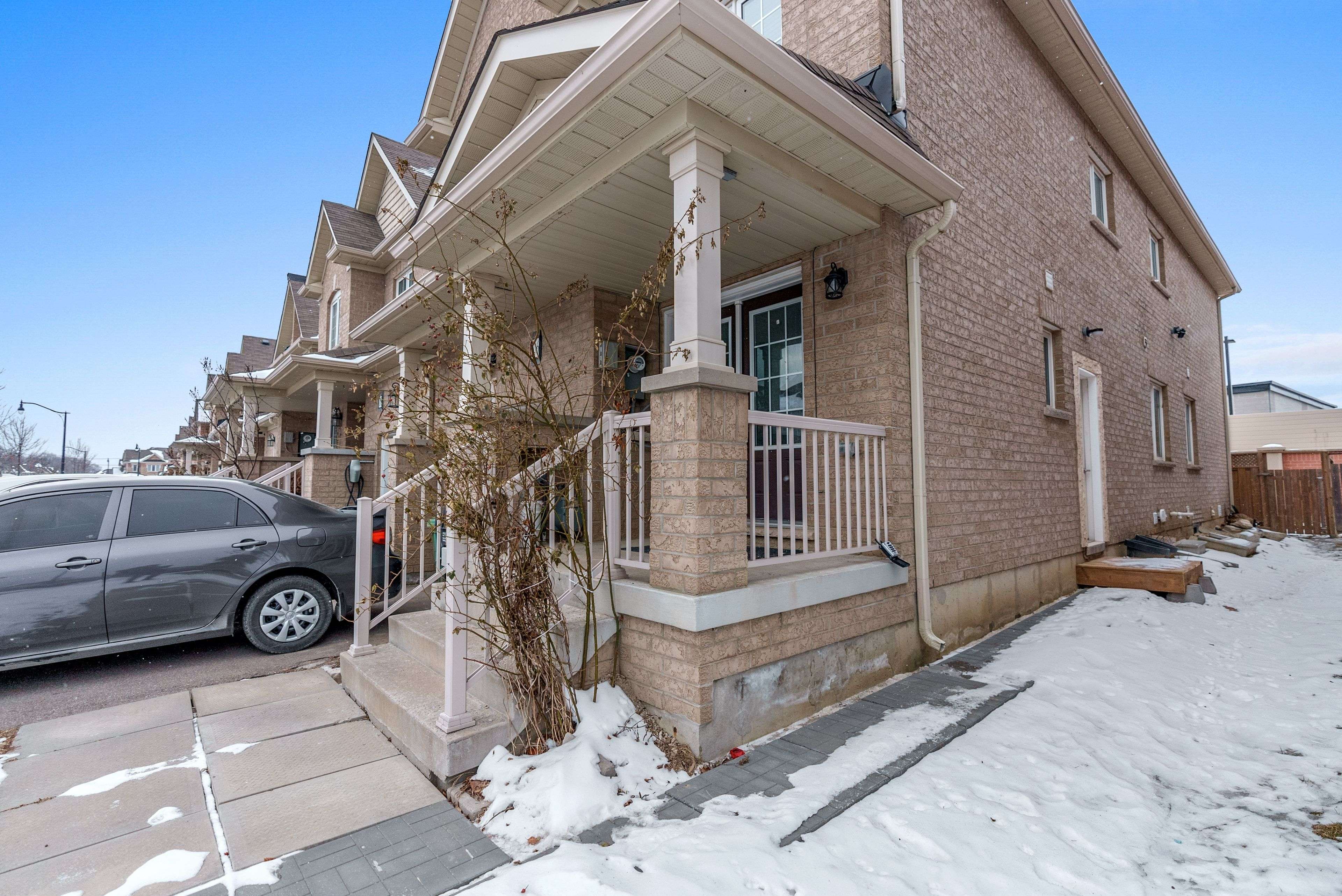 Brampton, ON L7A 0C7,106 Baffin CRES #Upper