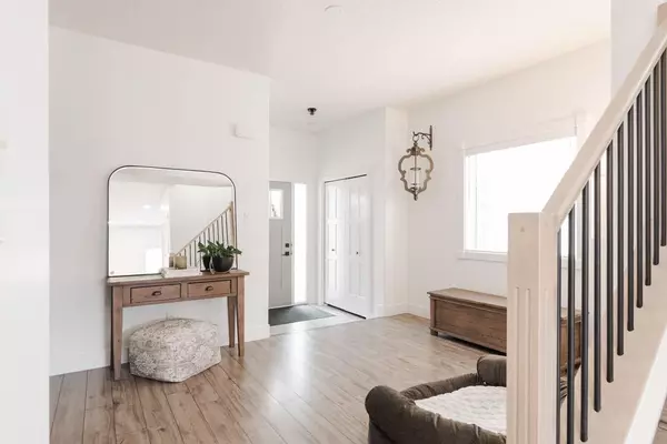 Fort Mcmurray, AB T9K 0T6,224 Shalestone WAY