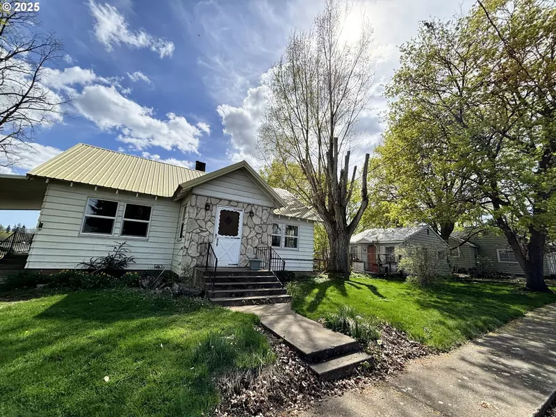 410 DIVISION ST, Elgin, OR 97827