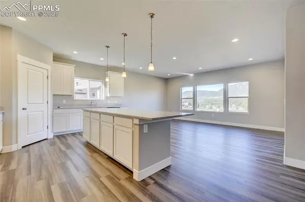 Monument, CO 80132,17220 Snowwood DR