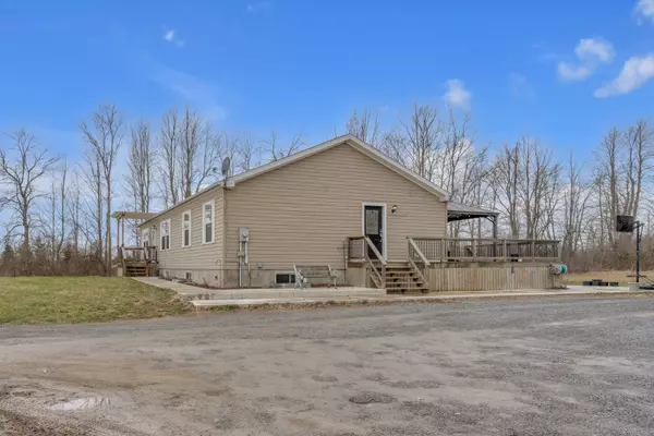 Loyalist, ON K0H 1G0,295 Caton RD