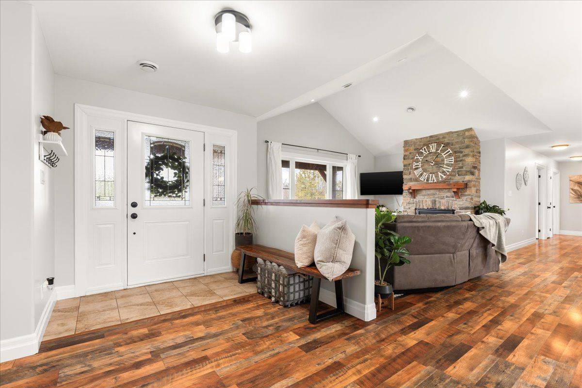 Quinte West, ON K8V 5P8,264 Glen Miller RD