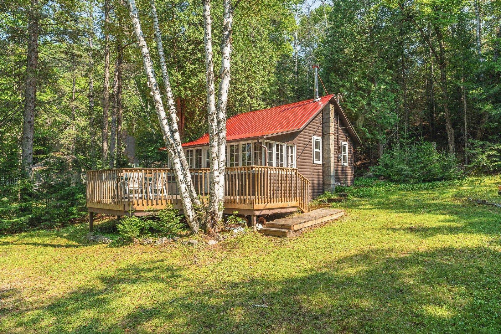 1257 PAINT LAKE RD, Lake Of Bays, ON P0A 1E0