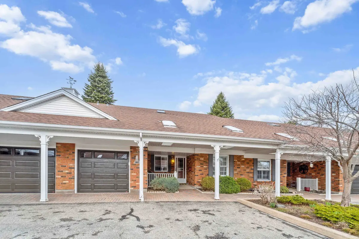 Lincoln, ON L0R 2C0,4106 Butternut CT