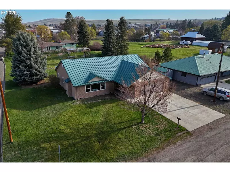203 Litch ST, Enterprise, OR 97828