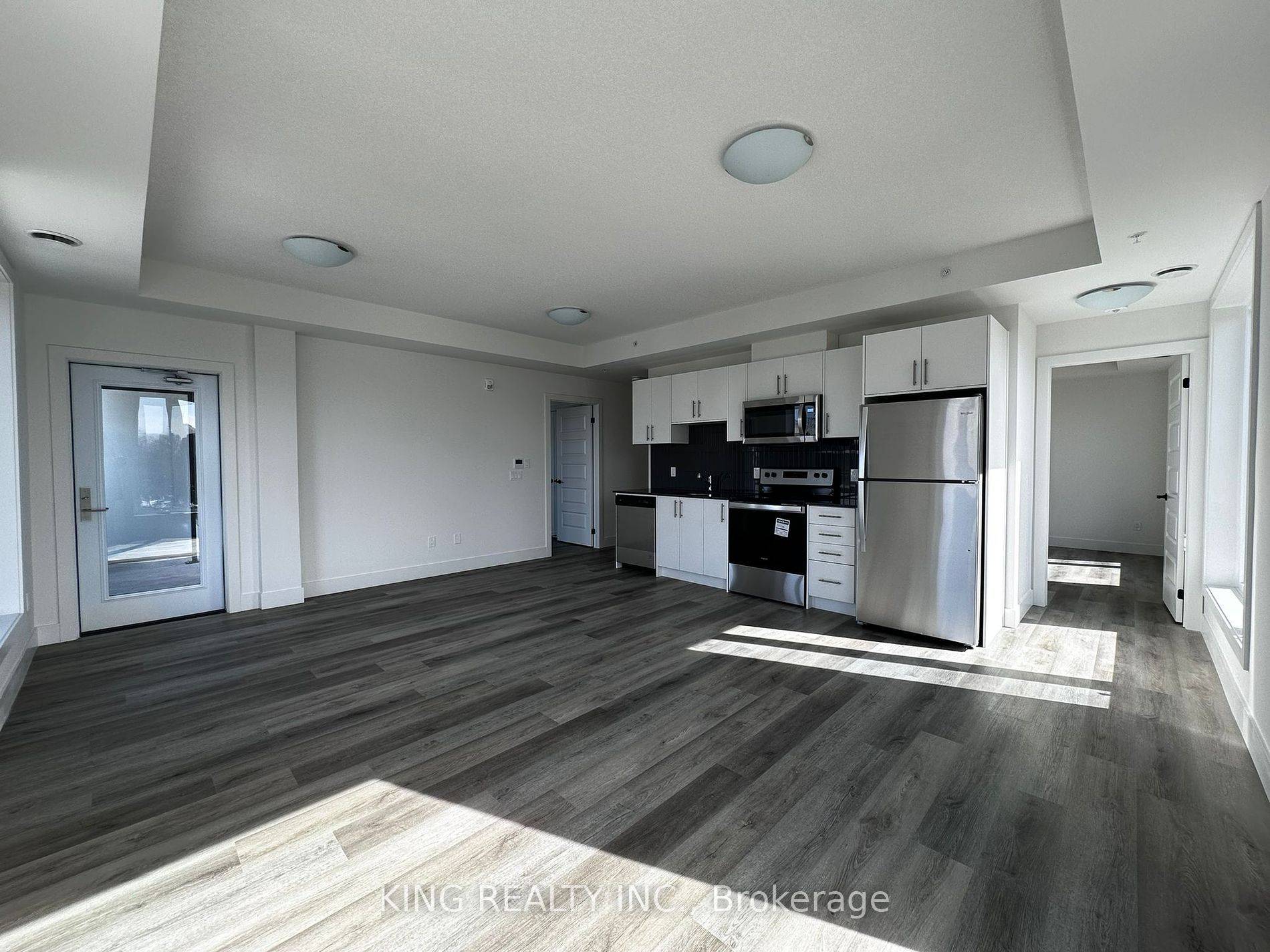 Waterloo, ON N2J 0G3,107 Roger ST #614