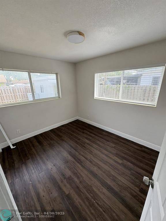 Davie, FL 33314,5411 SW 41st St