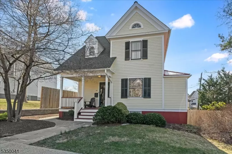 43 Mills St, Morristown Town, NJ 07960