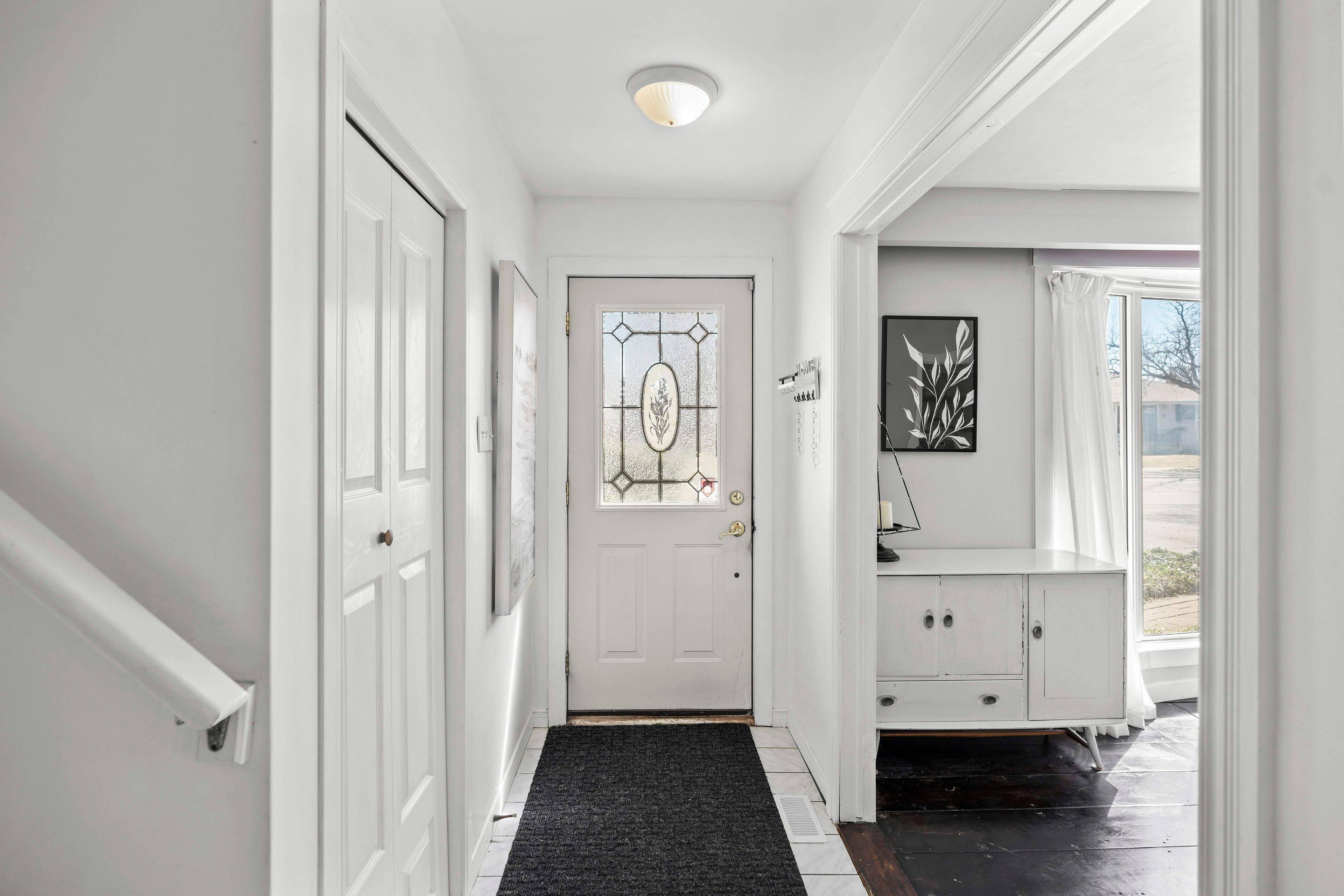 Burlington, ON L7L 1N8,5373 Spruce AVE