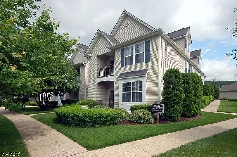 478 Cambridge Dr, Butler Boro, NJ 07405