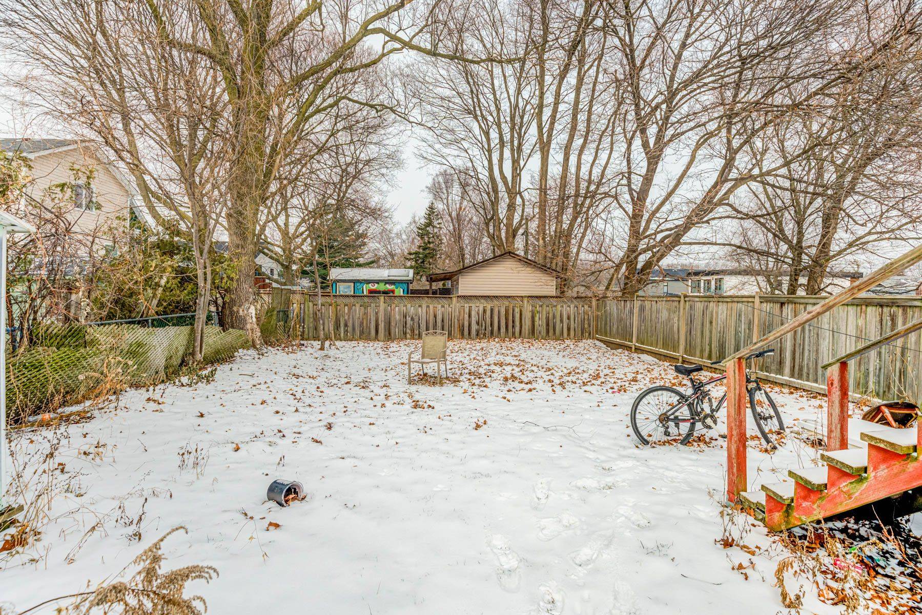 Toronto E06, ON M1N 2C1,30 Freeman ST