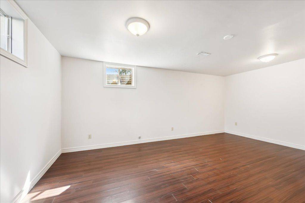 Wellington North, ON N0G 2L3,520 Cork ST