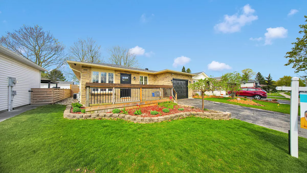 London East, ON N5W 5V2,764 Classic DR